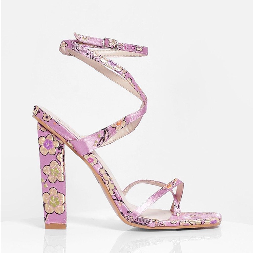PRINT STRAPPY HEELS - Picture 3 of 6